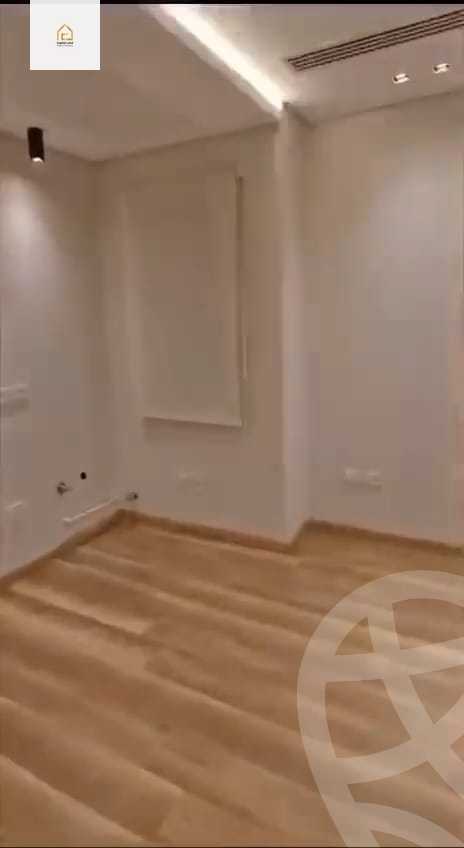 https://aqarmap.com.eg/en/listing/5230758-for-rent-cairo-new-cairo-compounds-hyde-park-centre-ville-hyde-park