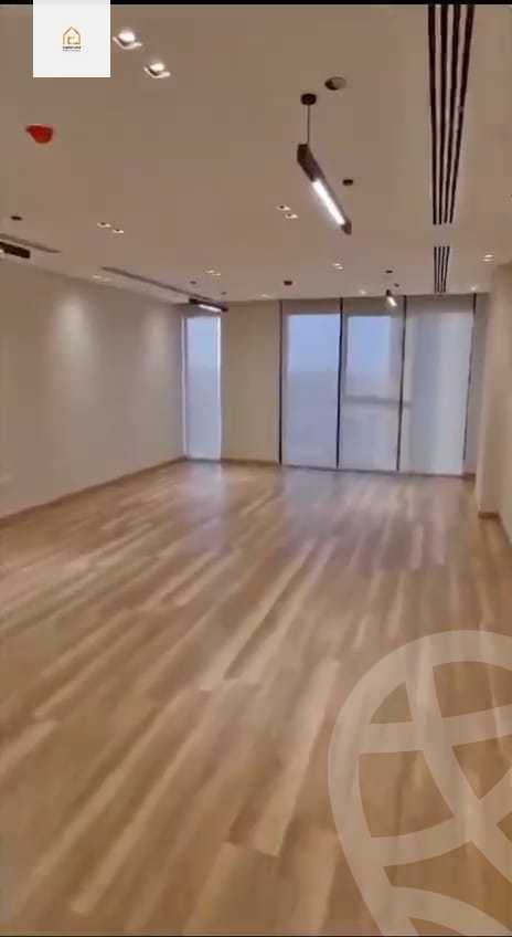 https://aqarmap.com.eg/en/listing/5230758-for-rent-cairo-new-cairo-compounds-hyde-park-centre-ville-hyde-park