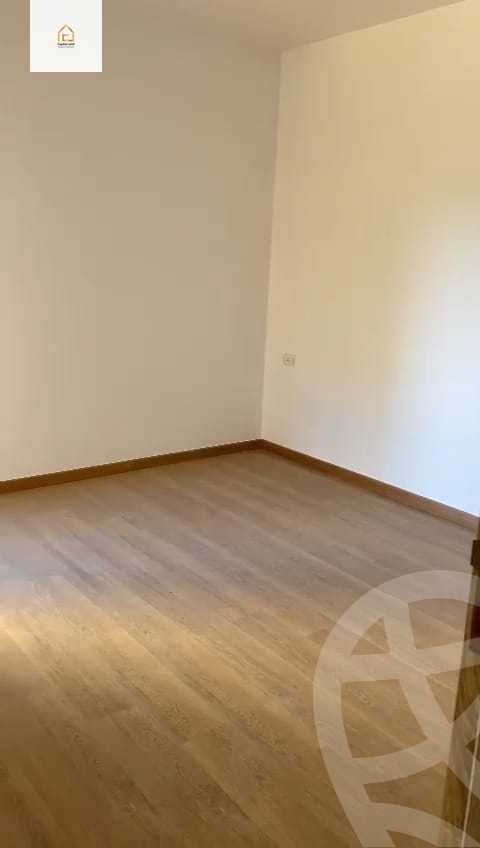 https://aqarmap.com.eg/ar/listing/5238641-for-sale-cairo-new-cairo-compounds-fifth-square