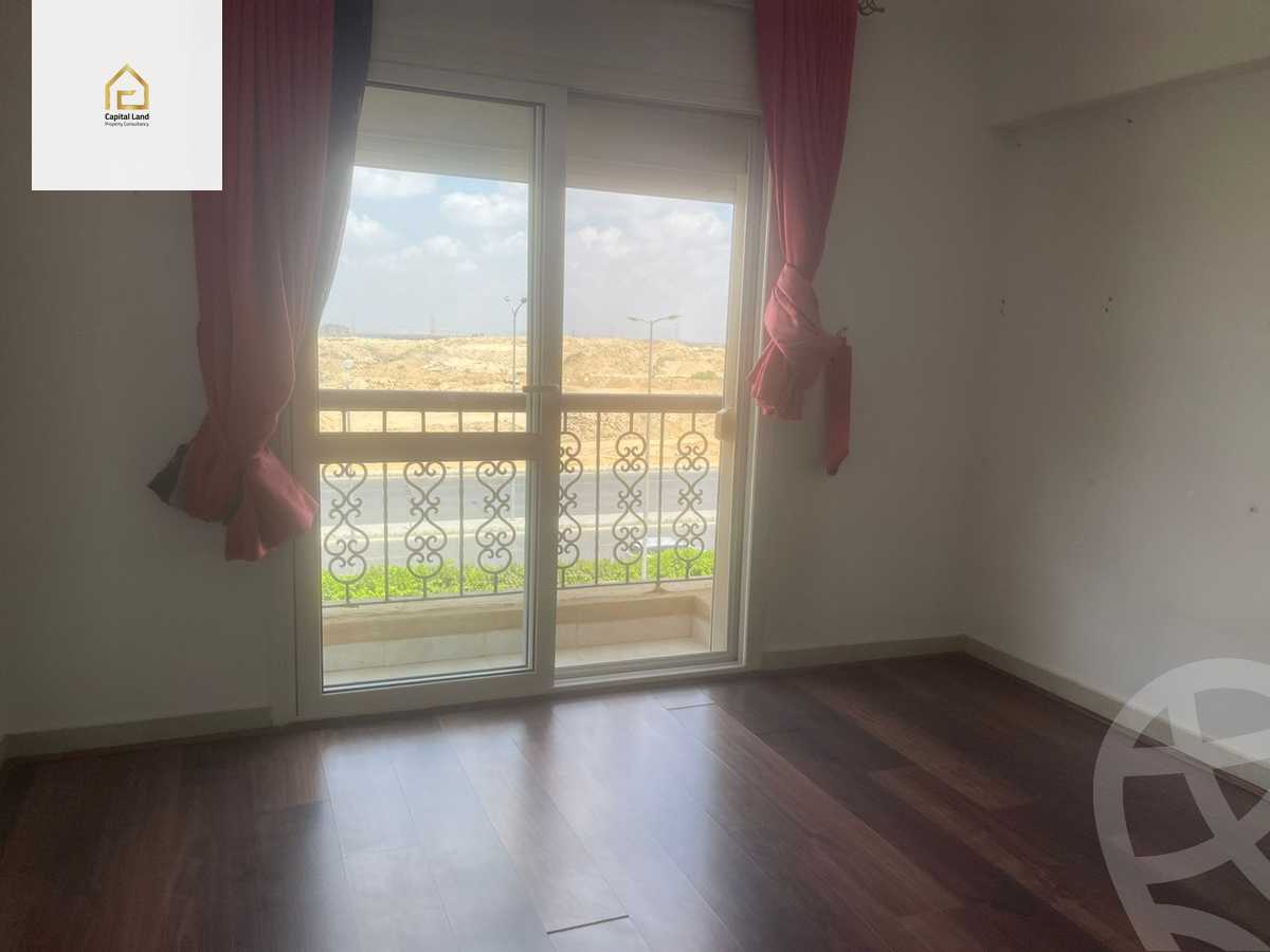 https://aqarmap.com.eg/en/listing/5251277-for-sale-cairo-new-cairo-lrhb-city-phase-7