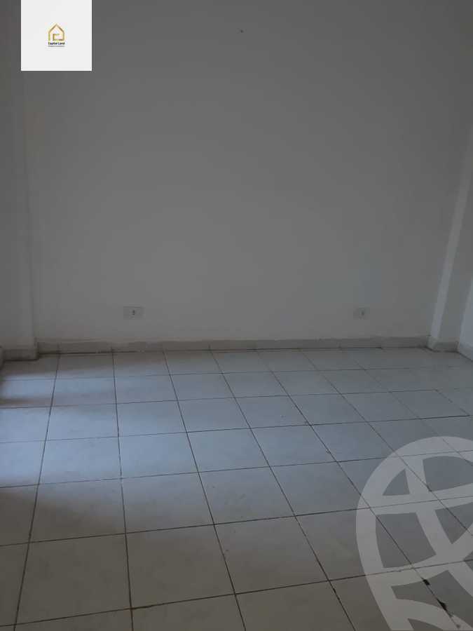 https://aqarmap.com.eg/ar/listing/5263373-for-rent-cairo-new-cairo-lrhb-city-phase-1-ali-amin-st