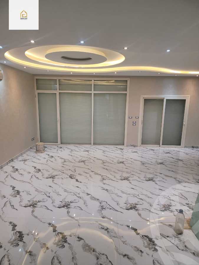 https://aqarmap.com.eg/ar/listing/5264651-for-rent-cairo-new-cairo-compounds-the-square