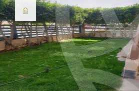 https://aqarmap.com.eg/en/listing/5275264-for-sale-cairo-new-cairo-lrhb-city-phase-4-mohammed-farid-st
