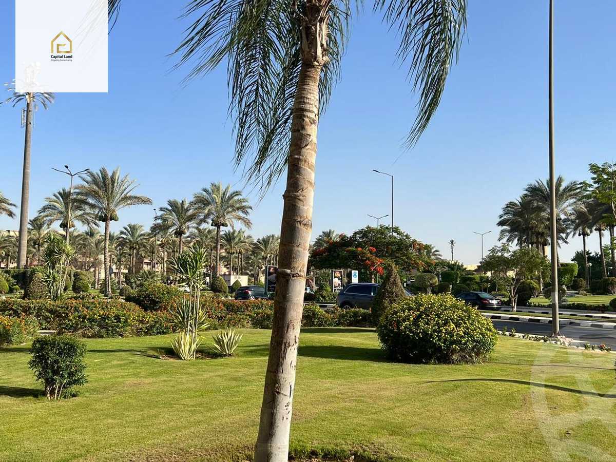 https://aqarmap.com.eg/en/listing/5276452-for-sale-cairo-new-cairo-lrhb-city-phase-5-talaat-mostafa-st