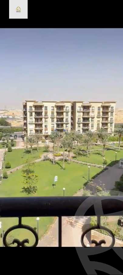 https://aqarmap.com.eg/en/listing/5277636-for-sale-cairo-new-cairo-lrhb-city-mtdd-lrhb-phase-7