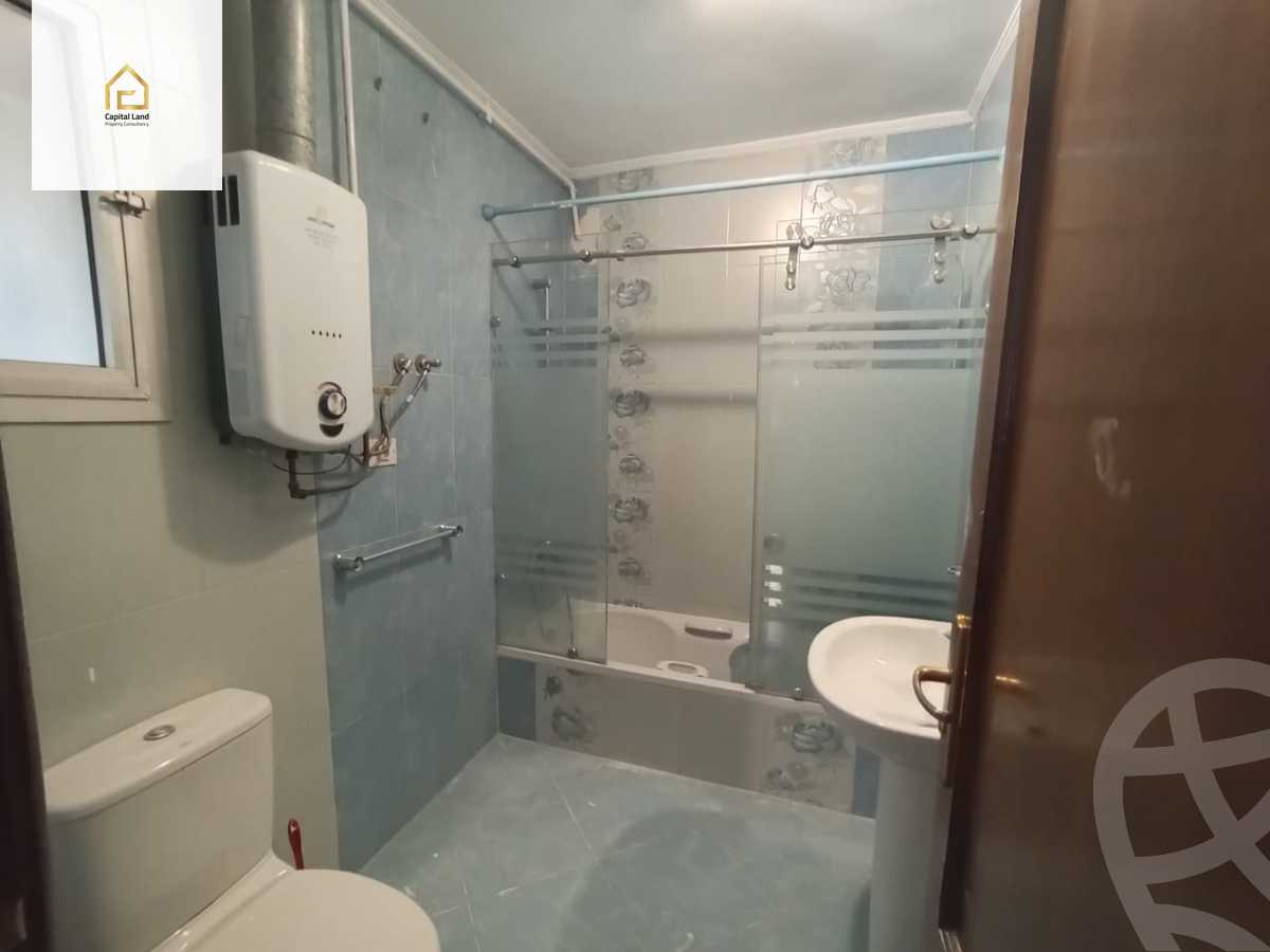 https://aqarmap.com.eg/en/listing/5309139-for-rent-cairo-new-cairo-lrhb-city-phase-1-ahmed-rami-st