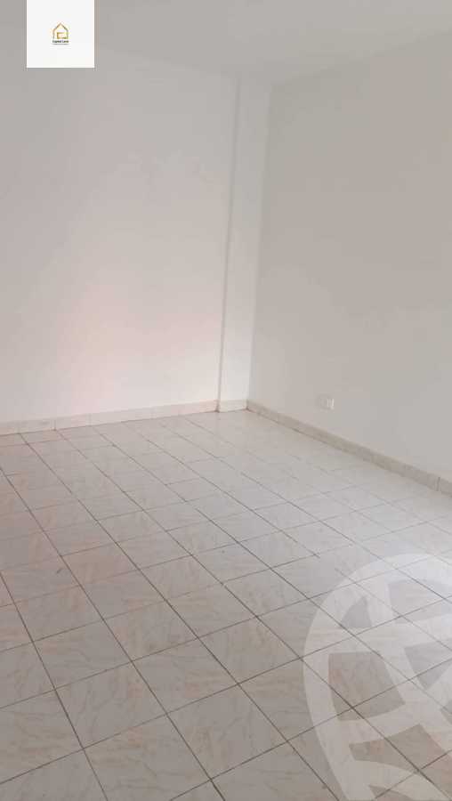 https://aqarmap.com.eg/en/listing/5309259-for-rent-cairo-new-cairo-lrhb-city-phase-2-osama-ibn-zaid-st