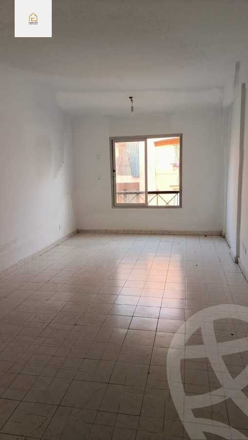 https://aqarmap.com.eg/en/listing/5309259-for-rent-cairo-new-cairo-lrhb-city-phase-2-osama-ibn-zaid-st