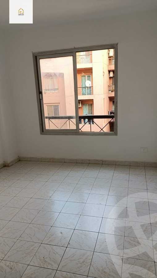 https://aqarmap.com.eg/en/listing/5309259-for-rent-cairo-new-cairo-lrhb-city-phase-2-osama-ibn-zaid-st