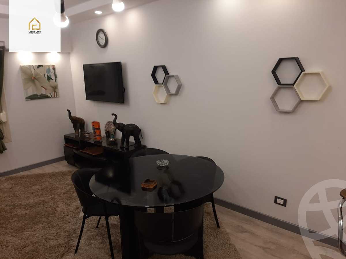 https://aqarmap.com.eg/en/listing/5319258-for-rent-cairo-new-cairo-lrhb-city-phase-2-osama-ibn-zaid-st