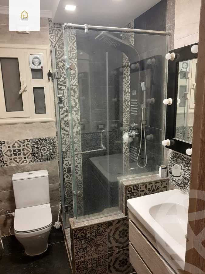 https://aqarmap.com.eg/en/listing/5319258-for-rent-cairo-new-cairo-lrhb-city-phase-2-osama-ibn-zaid-st