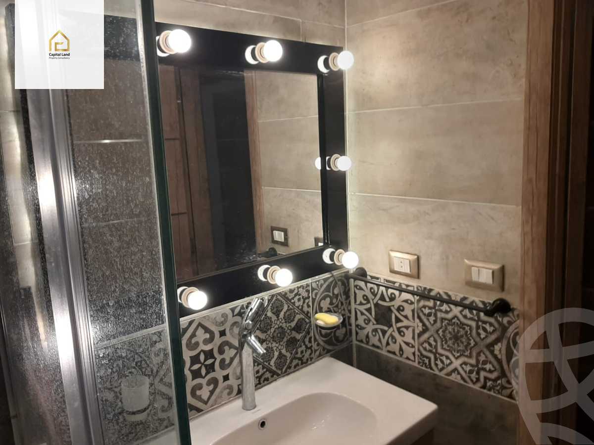 https://aqarmap.com.eg/en/listing/5319258-for-rent-cairo-new-cairo-lrhb-city-phase-2-osama-ibn-zaid-st