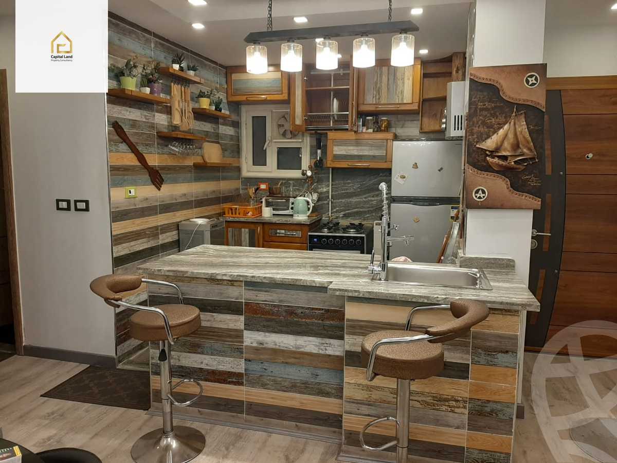 https://aqarmap.com.eg/en/listing/5319258-for-rent-cairo-new-cairo-lrhb-city-phase-2-osama-ibn-zaid-st