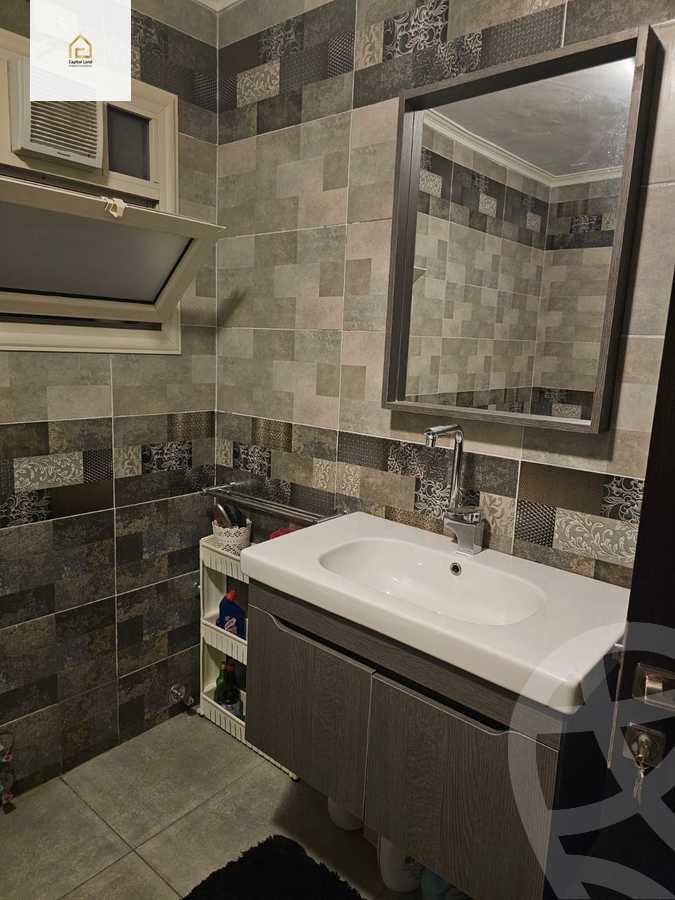 https://aqarmap.com.eg/en/listing/5341472-for-sale-cairo-new-cairo-lrhb-city-phase-1-ahmed-rami-st