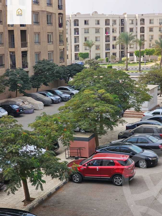 https://aqarmap.com.eg/en/listing/5341472-for-sale-cairo-new-cairo-lrhb-city-phase-1-ahmed-rami-st