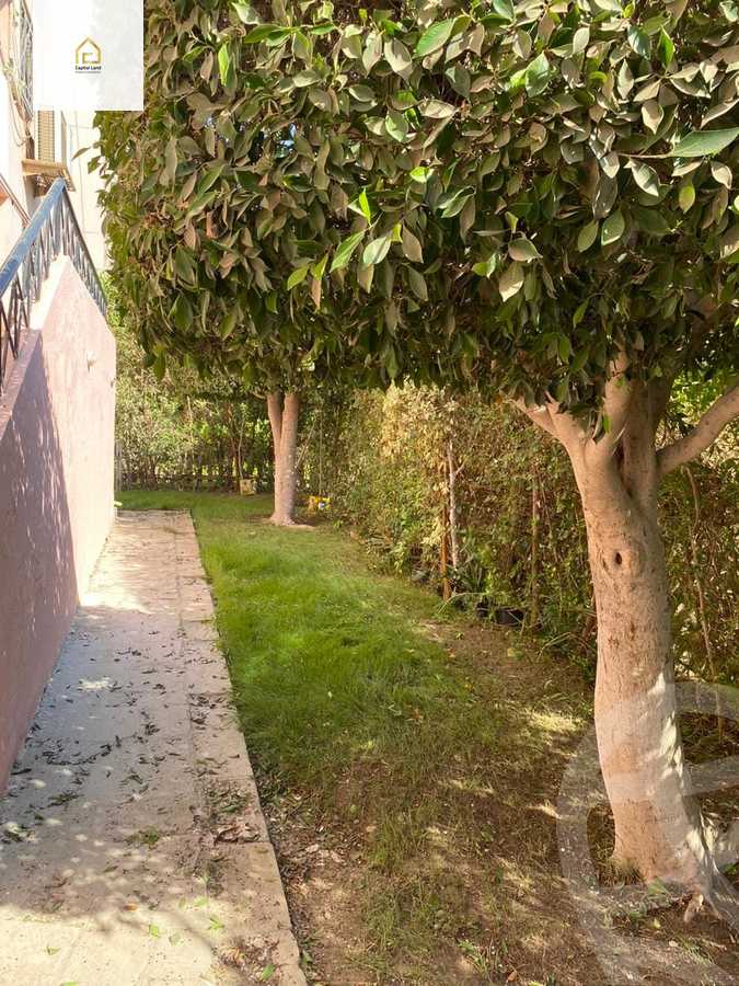 https://aqarmap.com.eg/en/listing/5343040-for-sale-cairo-new-cairo-lrhb-city-phase-3-farid-shawqi-st