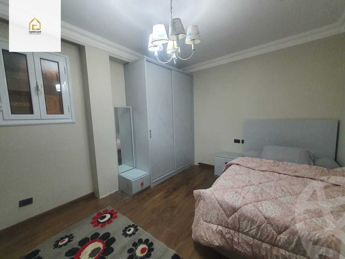 https://aqarmap.com.eg/en/listing/5343095-for-sale-cairo-new-cairo-lrhb-city-phase-4-mostafa-el-nahaas-st