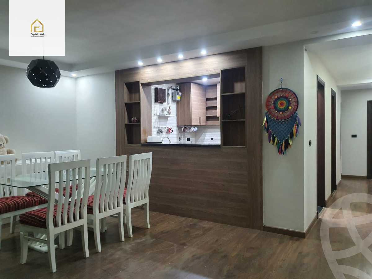 https://aqarmap.com.eg/en/listing/5343095-for-sale-cairo-new-cairo-lrhb-city-phase-4-mostafa-el-nahaas-st