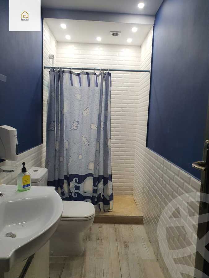 https://aqarmap.com.eg/en/listing/5343095-for-sale-cairo-new-cairo-lrhb-city-phase-4-mostafa-el-nahaas-st
