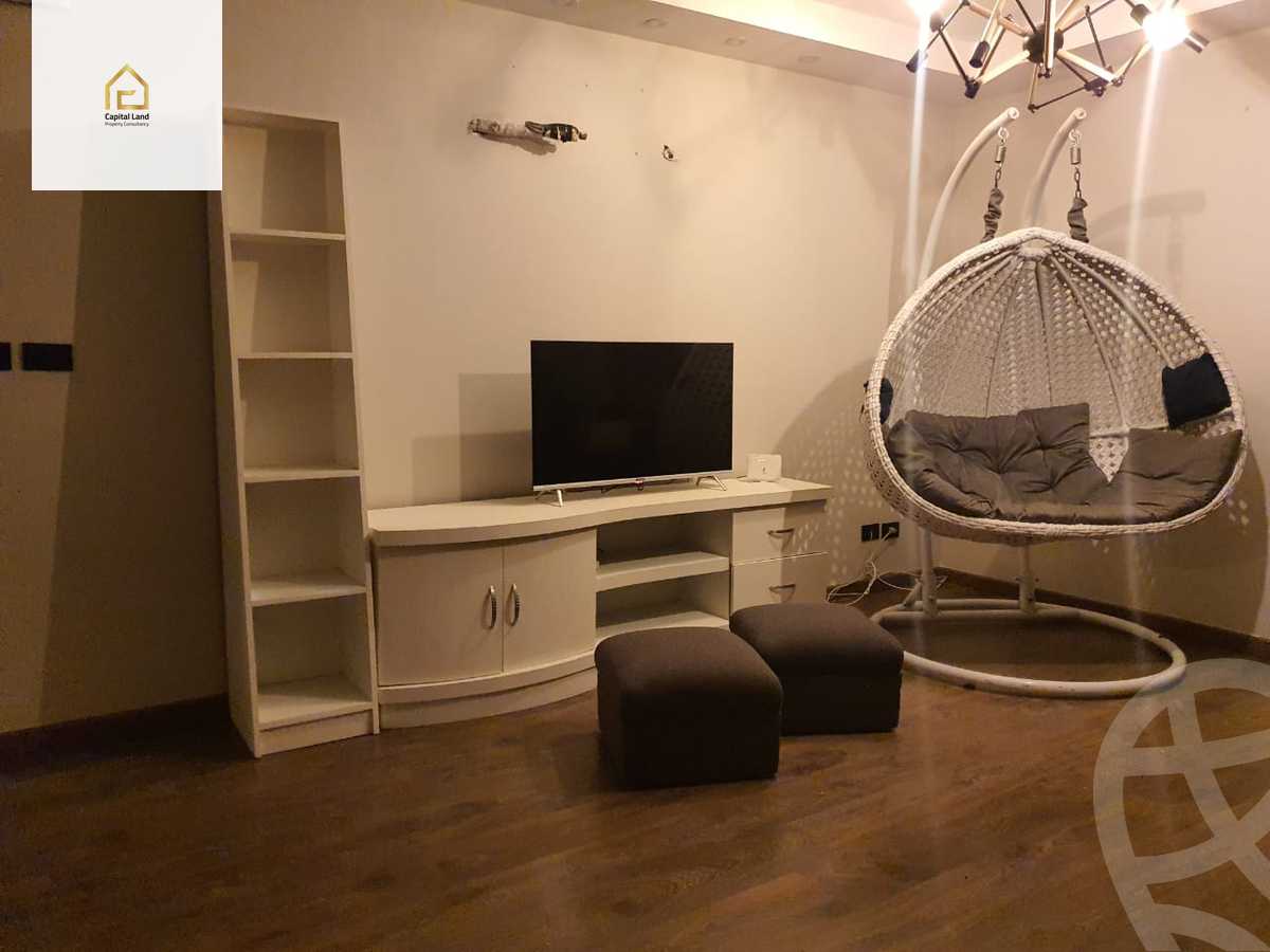 https://aqarmap.com.eg/en/listing/5343095-for-sale-cairo-new-cairo-lrhb-city-phase-4-mostafa-el-nahaas-st