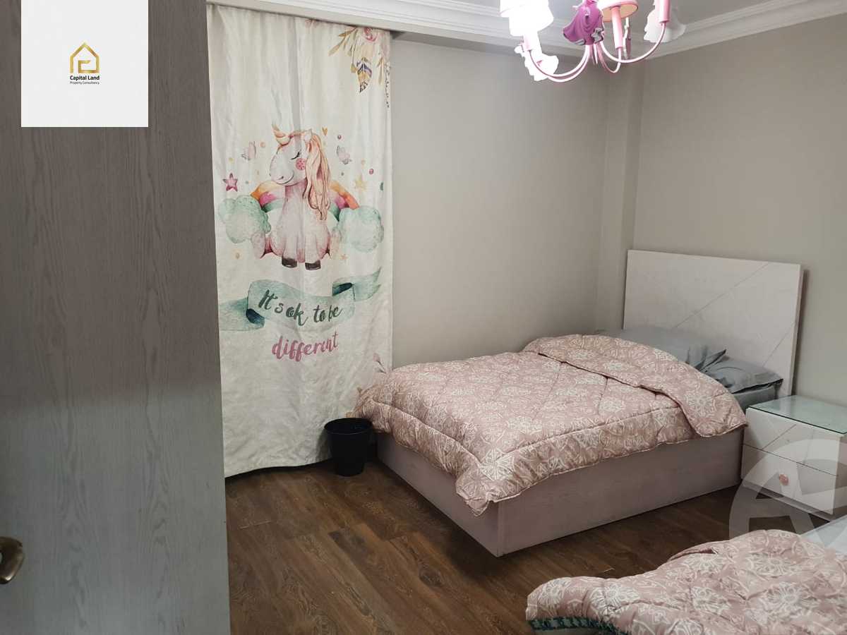 https://aqarmap.com.eg/en/listing/5343095-for-sale-cairo-new-cairo-lrhb-city-phase-4-mostafa-el-nahaas-st