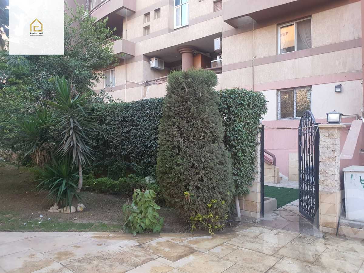 https://aqarmap.com.eg/en/listing/5343095-for-sale-cairo-new-cairo-lrhb-city-phase-4-mostafa-el-nahaas-st