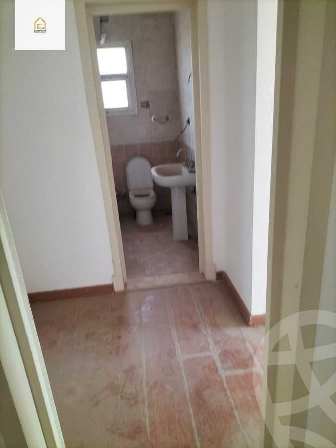 https://aqarmap.com.eg/en/listing/5343156-for-sale-cairo-new-cairo-lrhb-city-mtdd-lrhb-phase-8