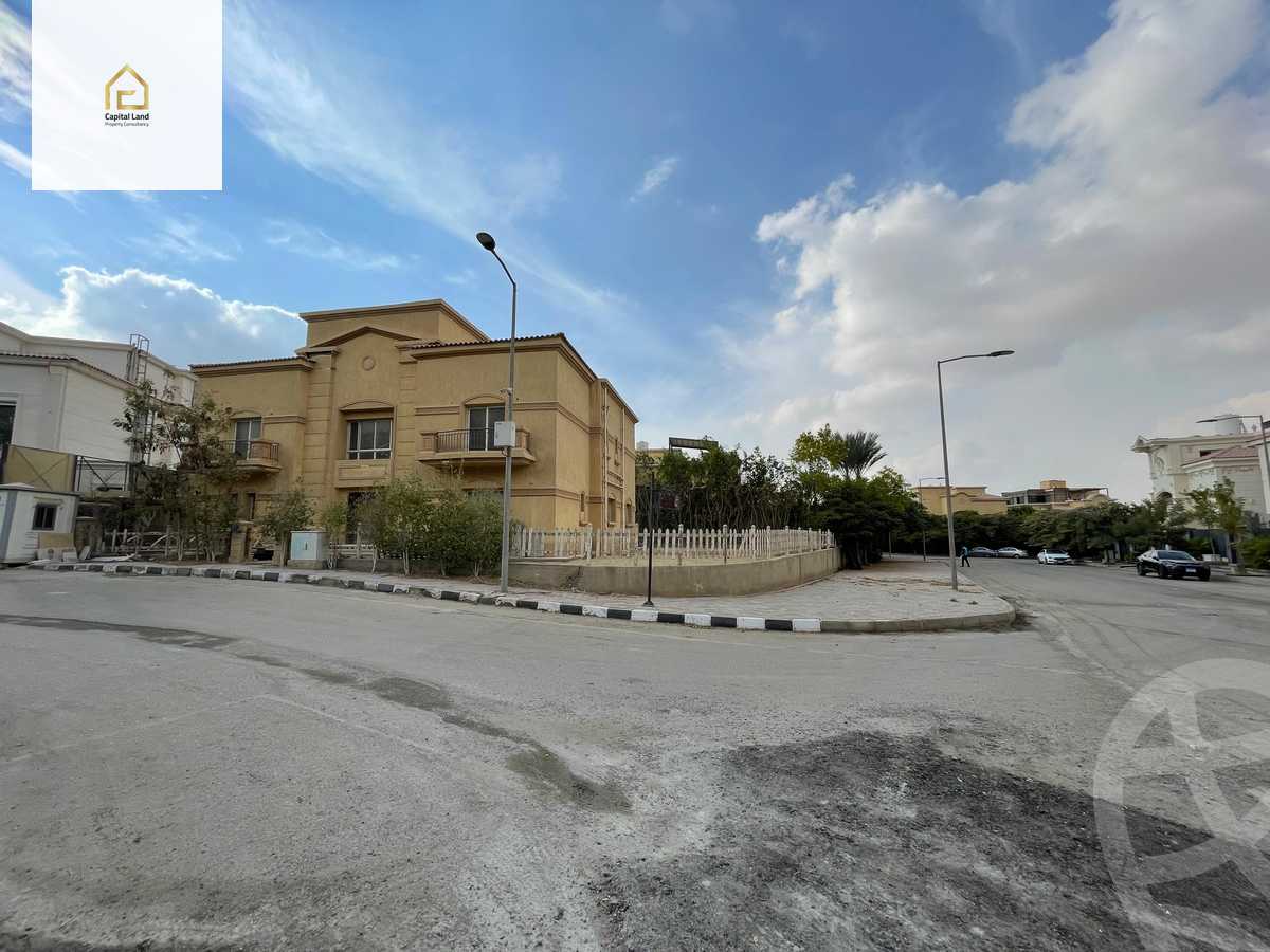 https://aqarmap.com.eg/en/listing/5343156-for-sale-cairo-new-cairo-lrhb-city-mtdd-lrhb-phase-8
