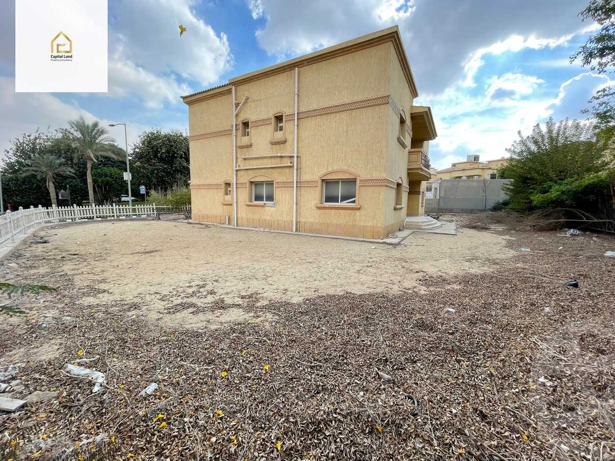 https://aqarmap.com.eg/en/listing/5343156-for-sale-cairo-new-cairo-lrhb-city-mtdd-lrhb-phase-8