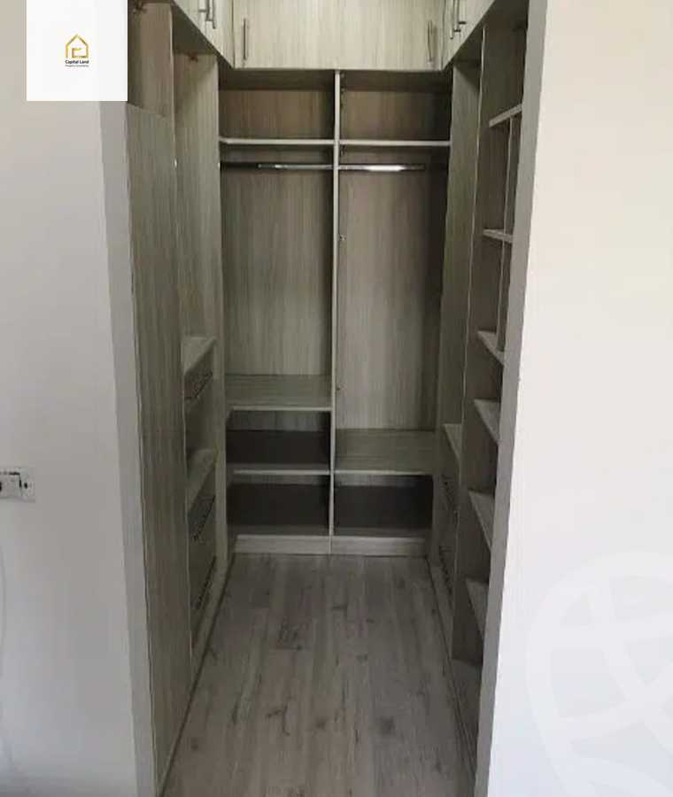 https://aqarmap.com.eg/en/listing/5348386-for-sale-cairo-new-cairo-compounds-galleria-moon-valley