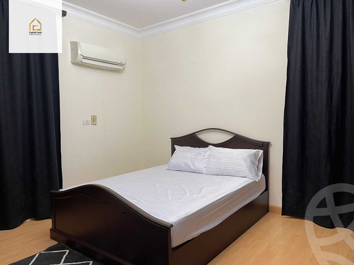 https://aqarmap.com.eg/en/listing/5348444-for-rent-cairo-new-cairo-lrhb-city-phase-2-osama-ibn-zaid-st
