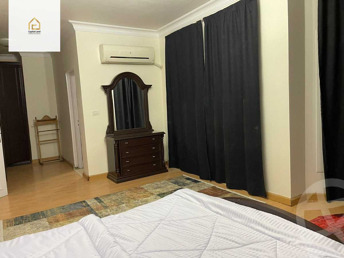 https://aqarmap.com.eg/en/listing/5348444-for-rent-cairo-new-cairo-lrhb-city-phase-2-osama-ibn-zaid-st