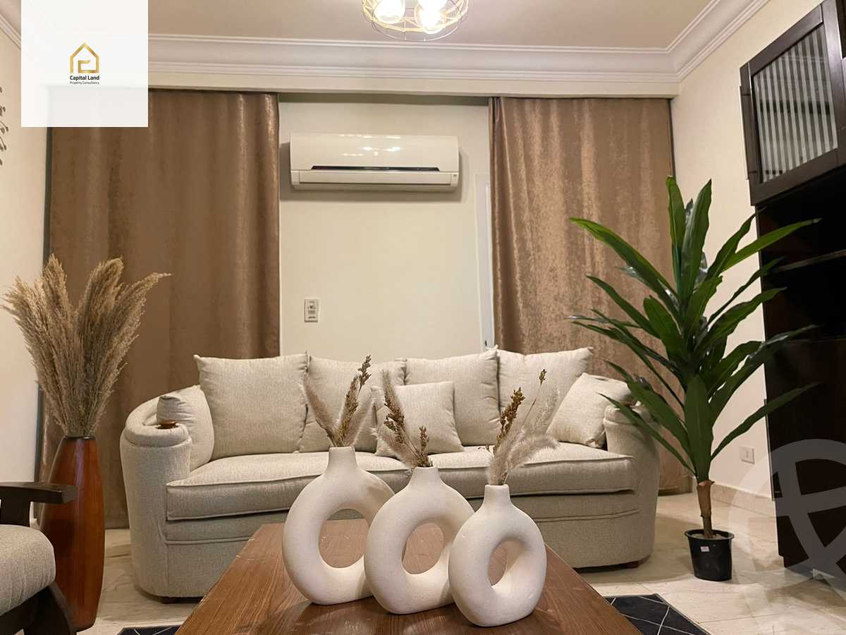 https://aqarmap.com.eg/en/listing/5348444-for-rent-cairo-new-cairo-lrhb-city-phase-2-osama-ibn-zaid-st