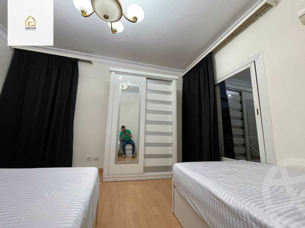 https://aqarmap.com.eg/en/listing/5348444-for-rent-cairo-new-cairo-lrhb-city-phase-2-osama-ibn-zaid-st
