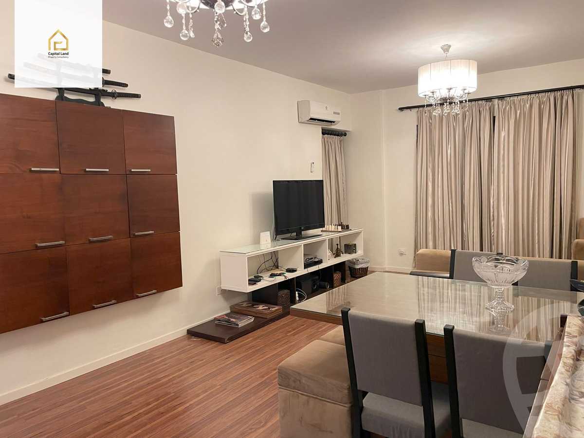 https://aqarmap.com.eg/en/listing/5371812-for-sale-cairo-new-cairo-lrhb-city-mtdd-lrhb-phase-8