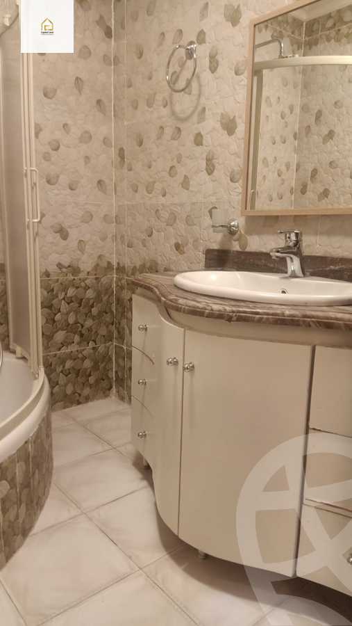 https://aqarmap.com.eg/ar/listing/5372471-for-rent-cairo-new-cairo-lrhb-city-phase-1-nizar-kabani-st