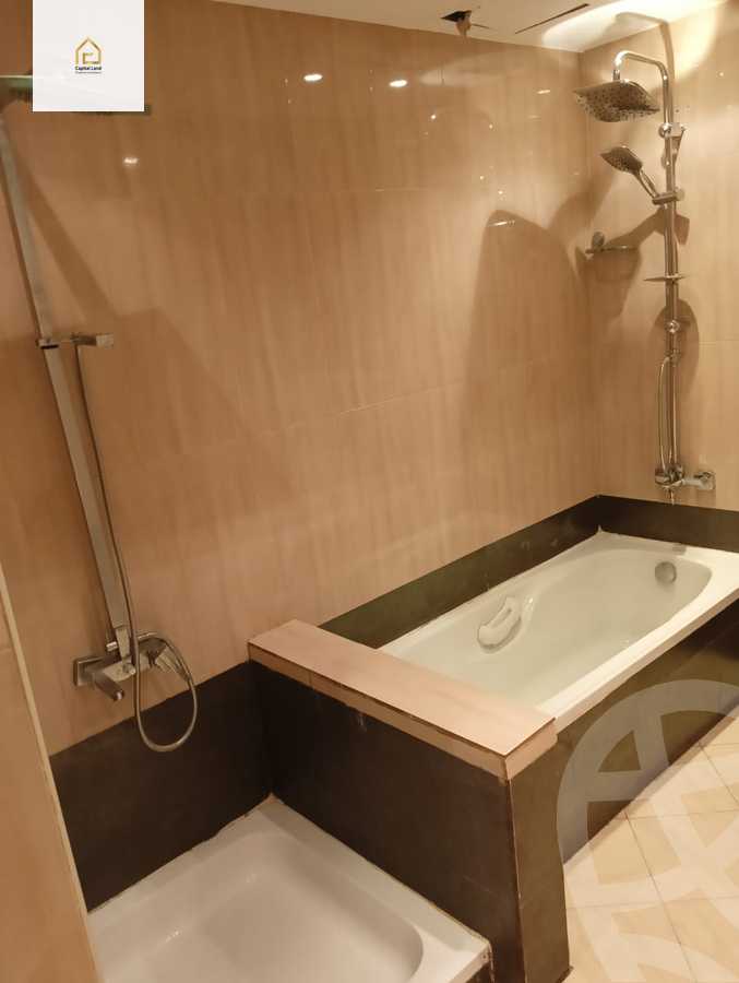 https://aqarmap.com.eg/en/listing/5374652-for-rent-cairo-new-cairo-lrhb-city-phase-1-yehya-haki-st