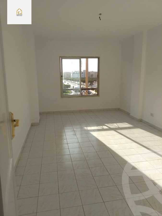 https://aqarmap.com.eg/ar/listing/5379586-for-rent-cairo-new-cairo-lrhb-city-phase-1-ali-amin-st
