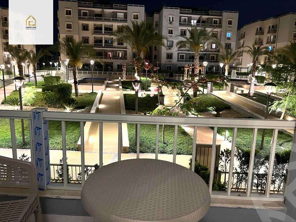 https://aqarmap.com.eg/en/listing/5382606-for-sale-cairo-new-cairo-compounds-jyd