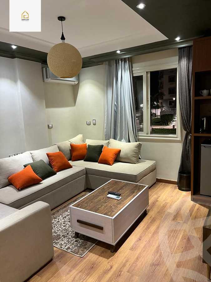 https://aqarmap.com.eg/en/listing/5382606-for-sale-cairo-new-cairo-compounds-jyd