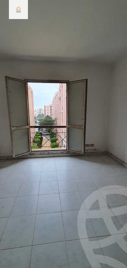 https://aqarmap.com.eg/ar/listing/5423945-for-sale-cairo-new-cairo-lrhb-city-phase-2-shr-tl-t-mstfy