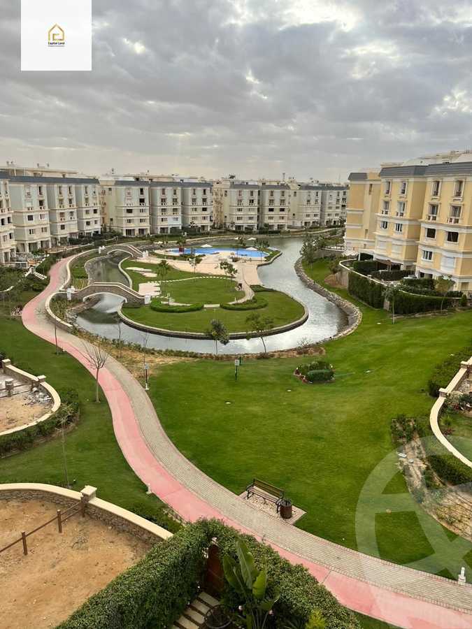 https://aqarmap.com.eg/ar/listing/5436233-for-sale-cairo-new-cairo-compounds-mountain-view-hyde-park