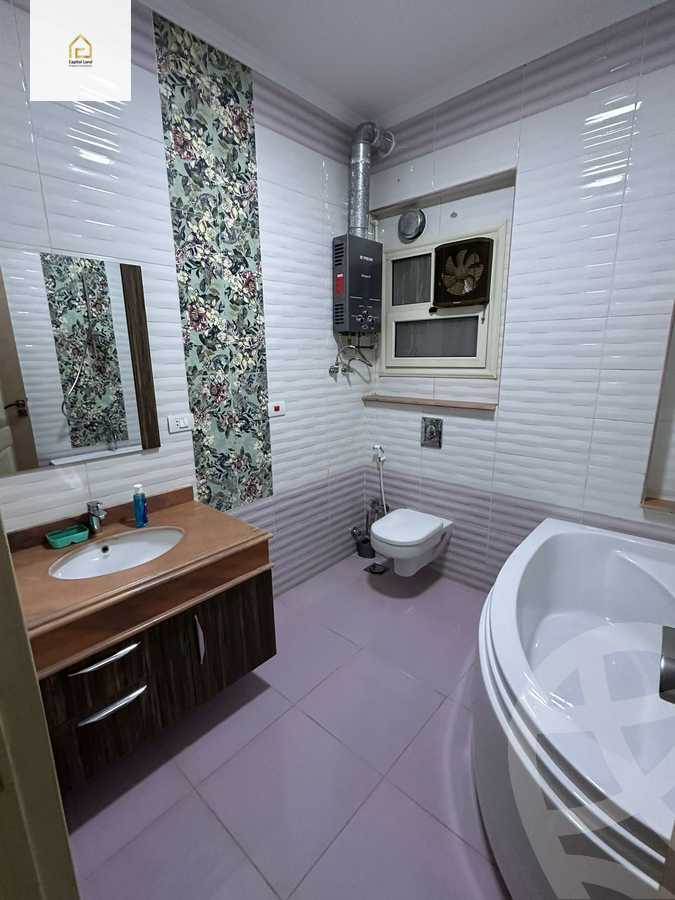 https://aqarmap.com.eg/en/listing/5447526-for-rent-cairo-new-cairo-sharq-el-akadamiya-al-tahrir-st