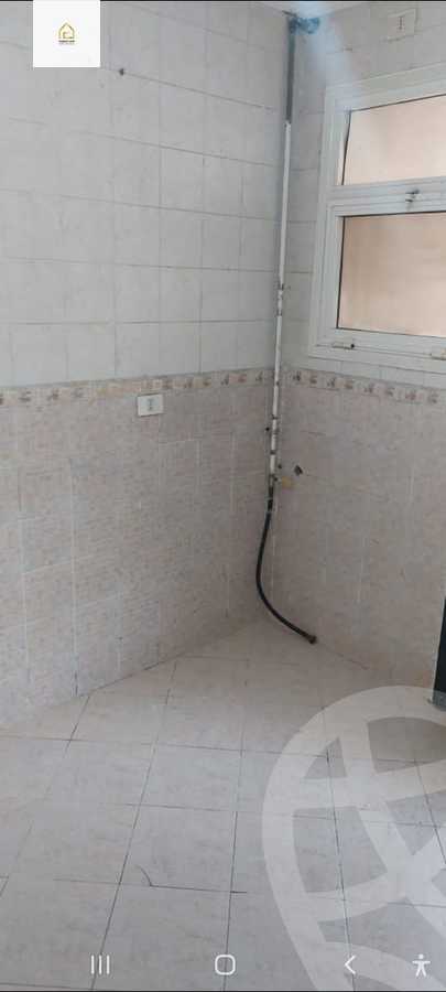 https://aqarmap.com.eg/en/listing/5447786-for-sale-cairo-new-cairo-lrhb-city-phase-4-mostafa-el-nahaas-st