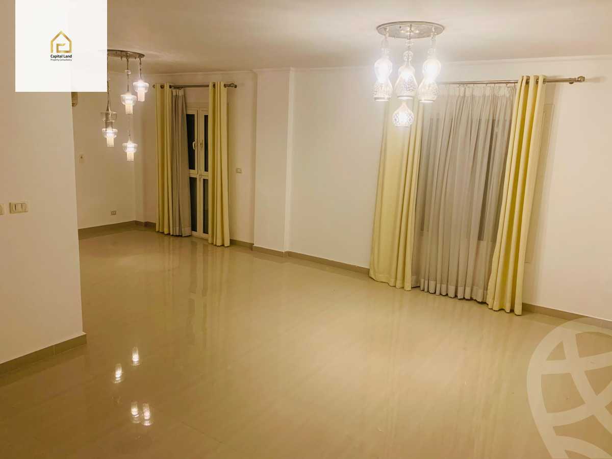 https://aqarmap.com.eg/en/listing/5455033-for-sale-cairo-new-cairo-lrhb-city-phase-1-ahmed-rami-st