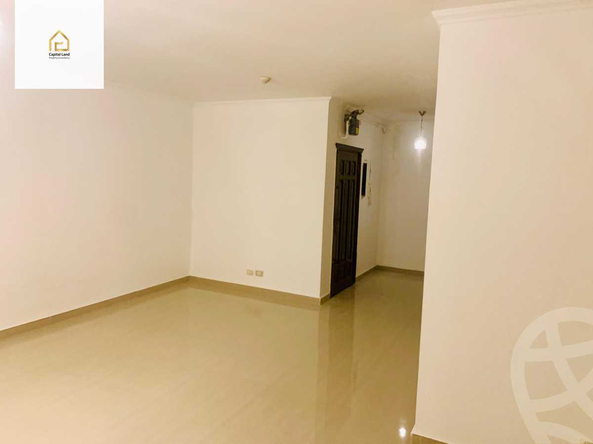 https://aqarmap.com.eg/en/listing/5455033-for-sale-cairo-new-cairo-lrhb-city-phase-1-ahmed-rami-st