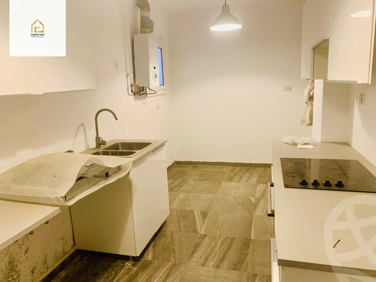 https://aqarmap.com.eg/en/listing/5455033-for-sale-cairo-new-cairo-lrhb-city-phase-1-ahmed-rami-st