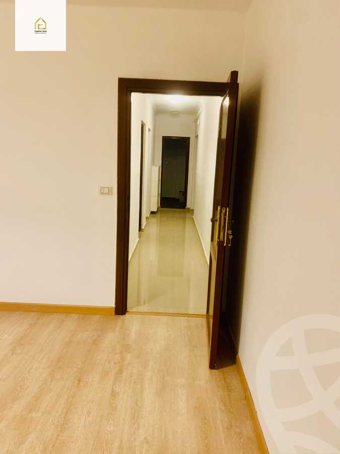 https://aqarmap.com.eg/en/listing/5455033-for-sale-cairo-new-cairo-lrhb-city-phase-1-ahmed-rami-st