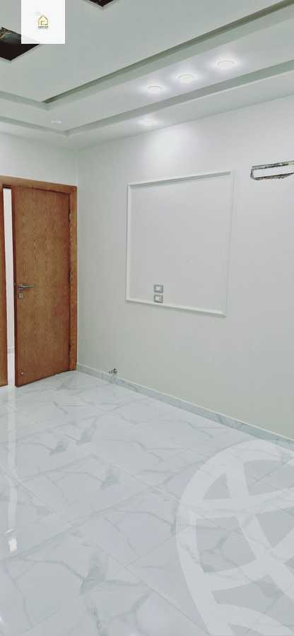 https://aqarmap.com.eg/ar/listing/5462967-for-rent-cairo-new-cairo-compounds-mwntn-fyw-y-syty-club-park-mountain-view-icity