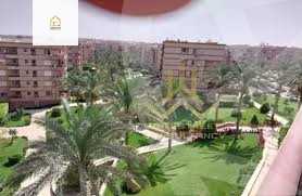 https://aqarmap.com.eg/en/listing/5466546-for-sale-cairo-new-cairo-lrhb-city-phase-4-mohammed-farid-st
